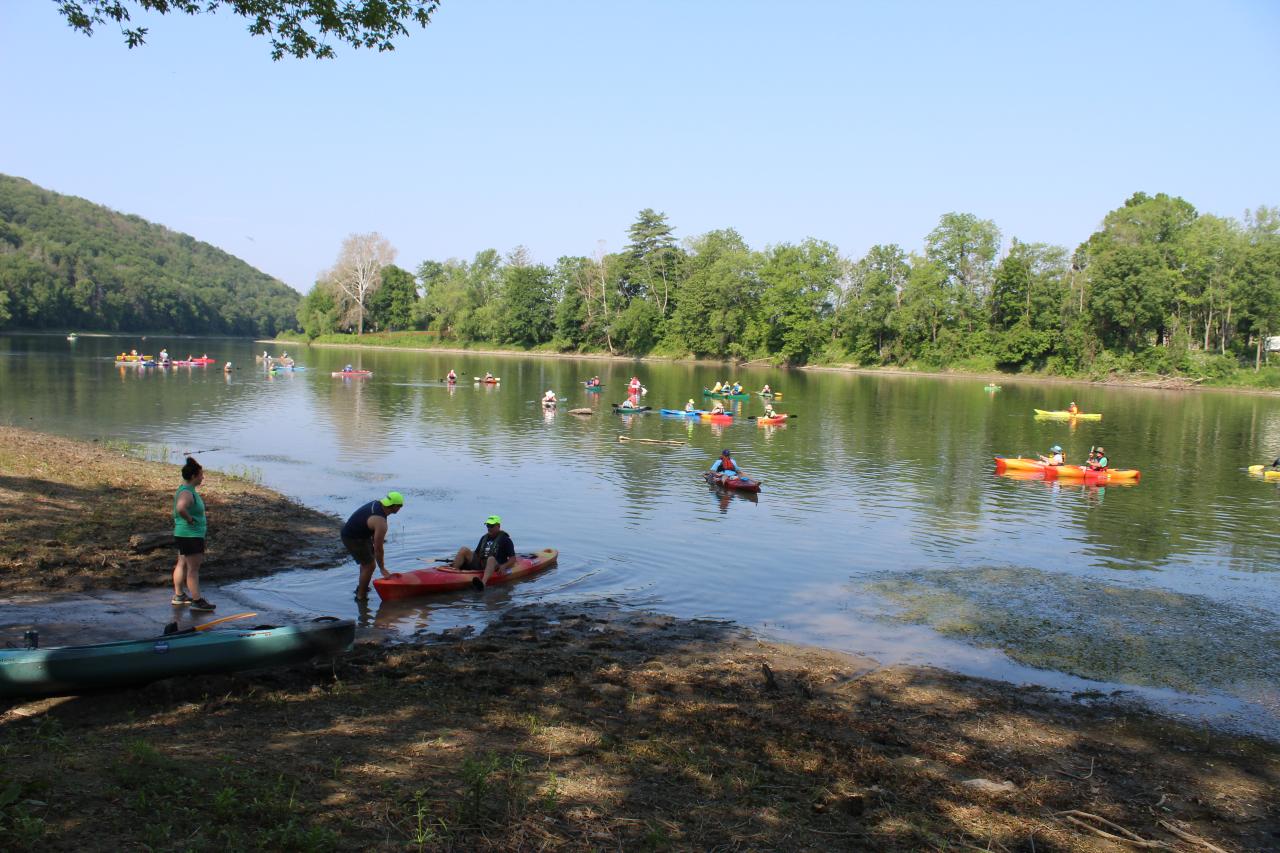 emhr river kayaing event